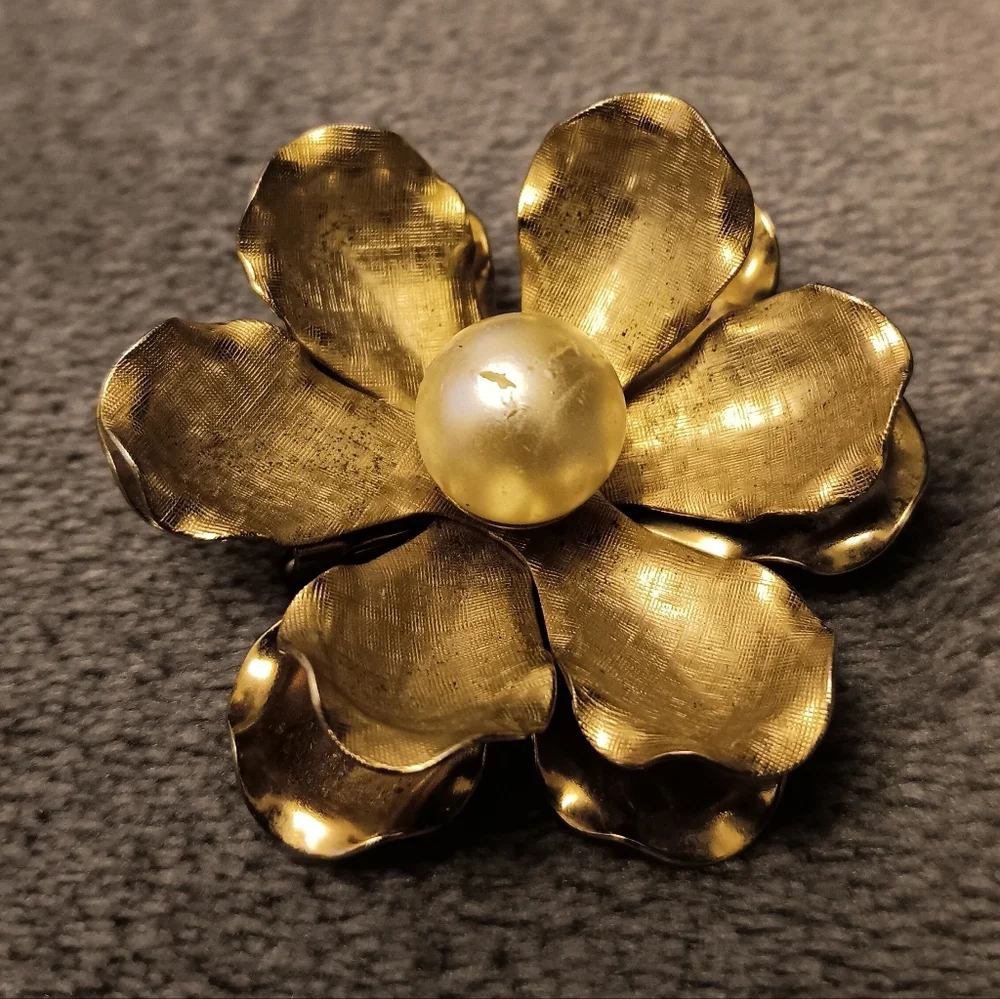 Vintage Silver Tone, Faux Pearl, Lotus Flower Brooch Pin, Whimsical Floral